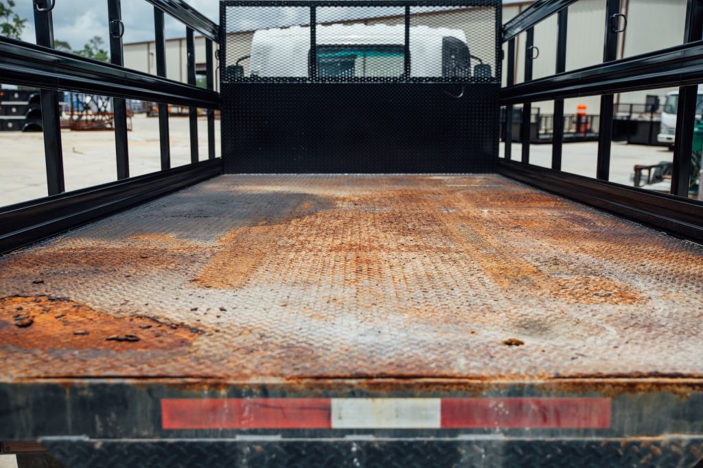 Flatbed rust refubrishment